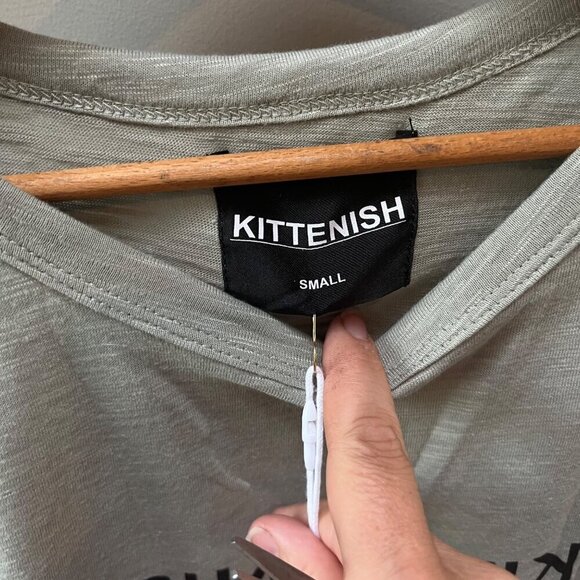 NEW Kittenish Cropped Long Sleeve Logo T-Shirt - Size S - Picture 3 of 6